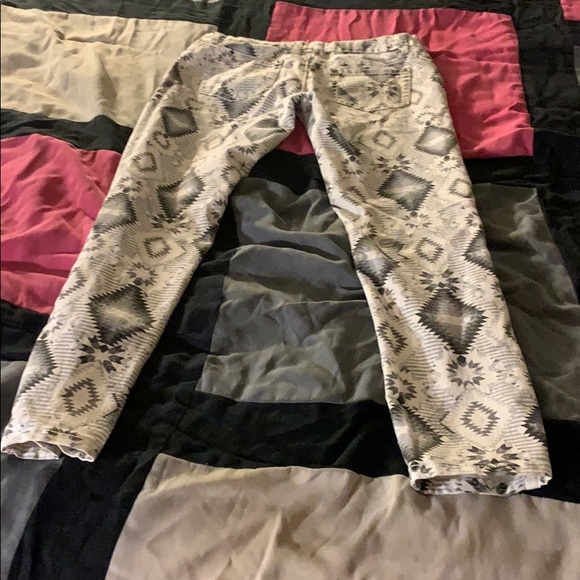 Jeans - Picture 3 of 3